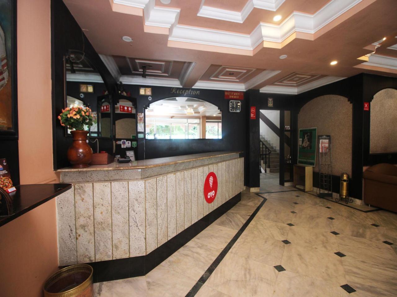 Hotel New Rajdarshan Madikeri Exterior photo